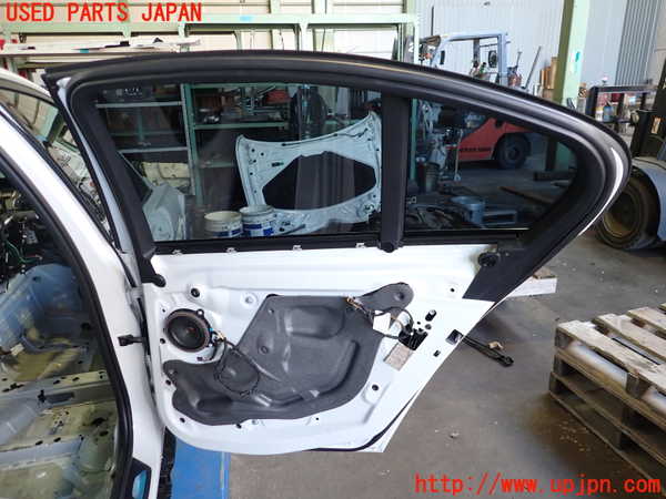 2UPJ-9237381290]BMW 320d(3D20)(F30)右後ドア 中古(43R-001735 M540)_5