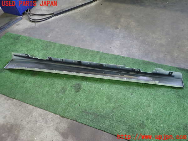 2UPJ-9237381390]BMW 320d(3D20)(F30)右サイドステップ 中古_4
