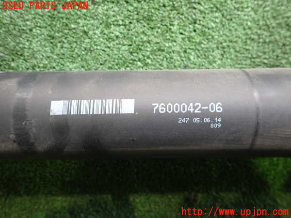 2UPJ-9237383410]BMW 320d(3D20)(F30)リアプロペラシャフト 中古_2