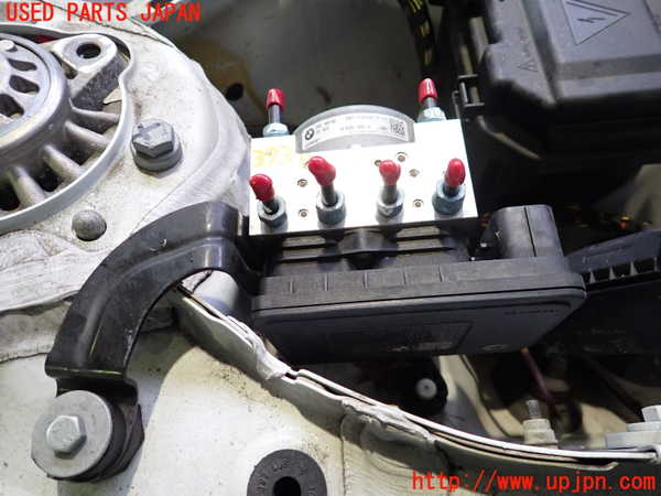 2UPJ-9237384040]BMW 320d(3D20)(F30)ABSアクチュエーター 中古_2