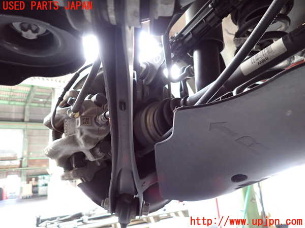 2UPJ-9237384300]BMW 320d(3D20)(F30)右リアナックルハブ 中古_2