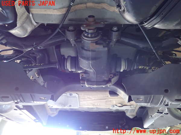 2UPJ-9237385295]BMW 320d(3D20)(F30)リアメンバー 中古_2