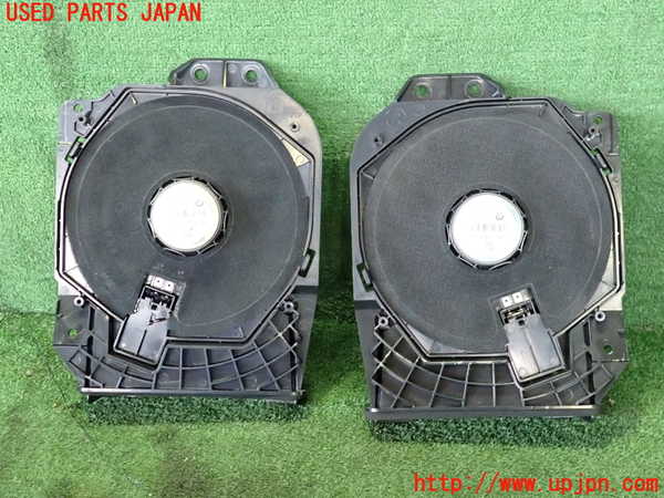 2UPJ-9237386530]BMW 320d(3D20)(F30)ウーハー 中古_2