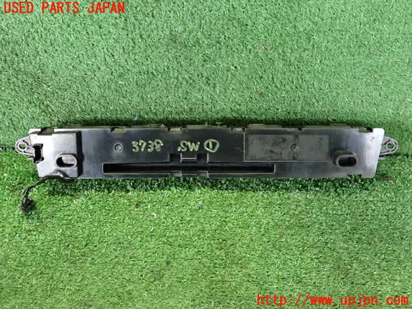 2UPJ-9237386306]BMW 320d(3D20)(F30)スイッチ1 (MODE) 中古_2