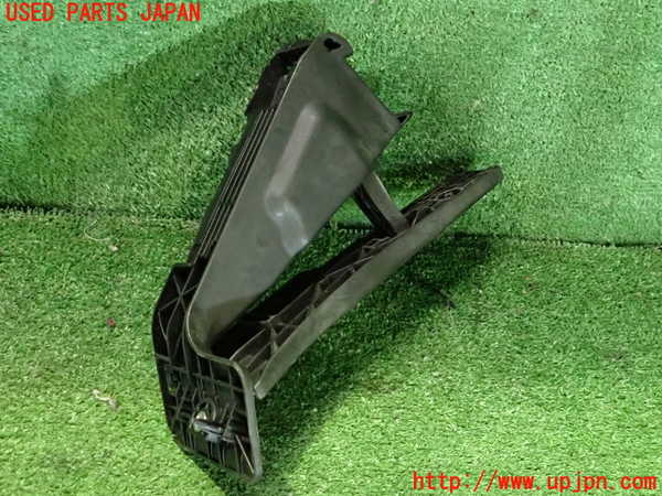 2UPJ-9237386381]BMW 320d(3D20)(F30)センサー1 (アクセルペダル) 中古_3