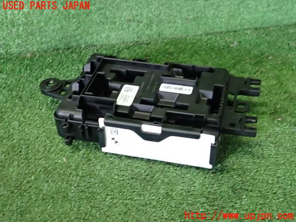 2UPJ-9237386742]BMW 320d(3D20)(F30)ヒューズボックス2 中古_3