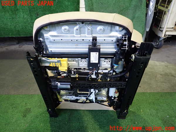 2UPJ-9237387065]BMW 320d(3D20)(F30)助手席シート 中古_4