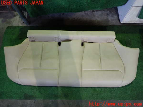 2UPJ-9237387385]BMW 320d(3D20)(F30)リアシート 中古_3