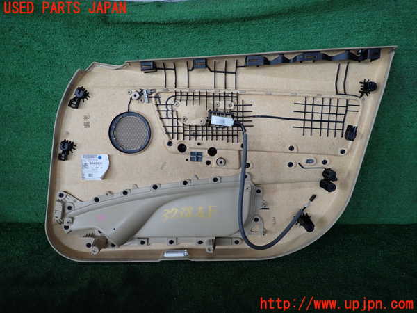 2UPJ-9237381264]BMW 320d(3D20)(F30)左前ドア内張り 中古_4