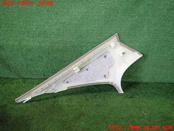 2UPJ-9237387675]BMW 320d(3D20)(F30)右リアピラートリム 中古_2