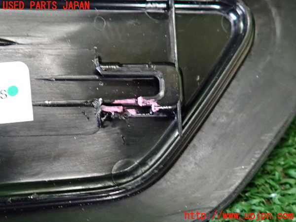 2UPJ-9237387740]BMW 320d(3D20)(F30)スカッフプレート 中古_4