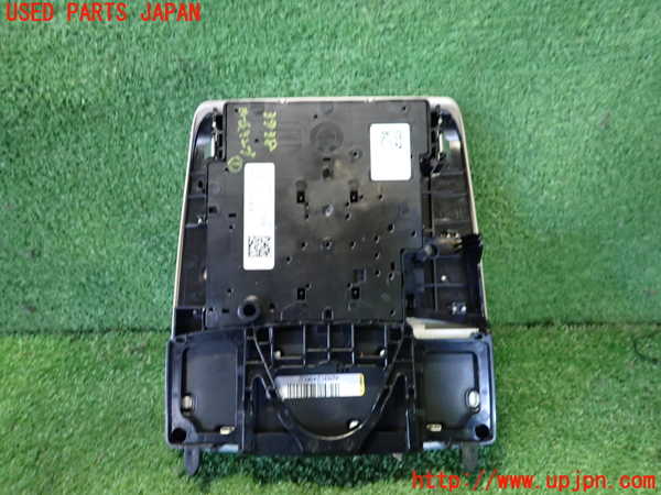 2UPJ-9237386411]BMW 320d(3D20)(F30)ルームランプ1 (1列目真中) 中古_2