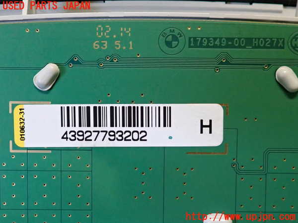 2UPJ-9237386412]BMW 320d(3D20)(F30)ルームランプ2 (2列目真中) 中古_3