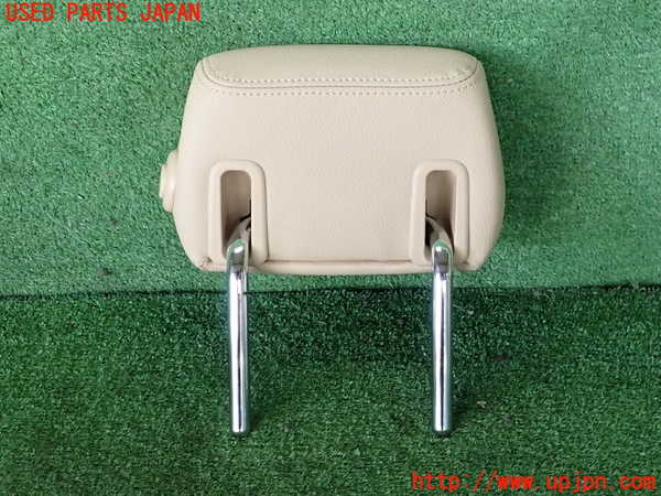 2UPJ-9237387130]BMW 320d(3D20)(F30)真中2列目ヘッドレスト 中古_2