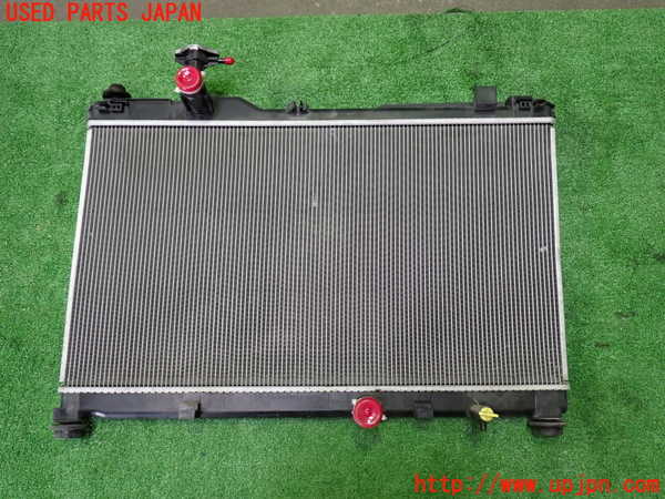 1UPJ-9237392321]ヴォクシーハイブリッド(ノアハイブリッド)(ZWR80G)ラジエーター1 中古_2