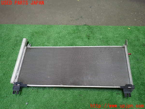 1UPJ-9237396031]ヴォクシーハイブリッド(ノアハイブリッド)(ZWR80G)エアコンコンデンサー1 中古_2