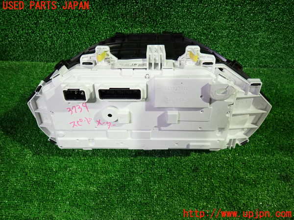 1UPJ-9237396170]ヴォクシーハイブリッド(ノアハイブリッド)(ZWR80G)スピードメーター 中古_2