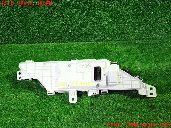 1UPJ-9237396239]ヴォクシーハイブリッド(ノアハイブリッド)(ZWR80G)メーター・その他 中古_2