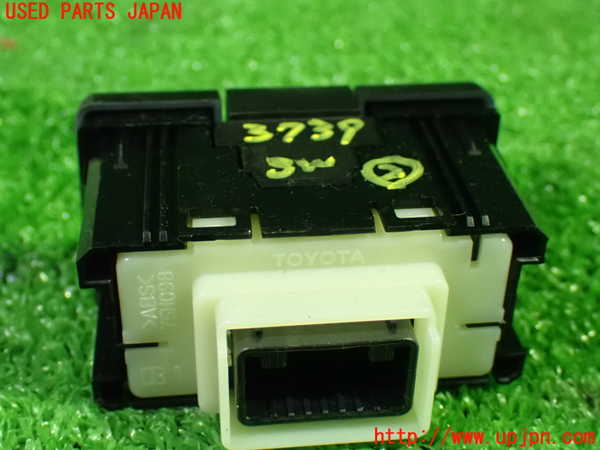 1UPJ-9237396307]ヴォクシーハイブリッド(ノアハイブリッド)(ZWR80G)スイッチ2 (スライドドア パワードア) 中古_2