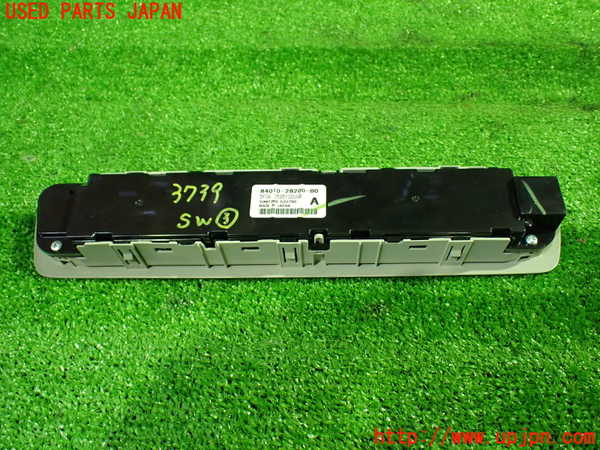 1UPJ-9237396308]ヴォクシーハイブリッド(ノアハイブリッド)(ZWR80G)スイッチ3 (エアコン) 中古_2