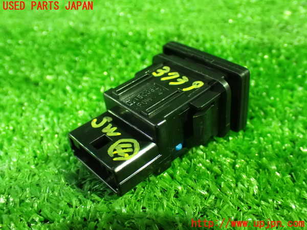 1UPJ-9237396309]ヴォクシーハイブリッド(ノアハイブリッド)(ZWR80G)スイッチ4 (TRC OFF トラクションコントロールオフ) 中古_2