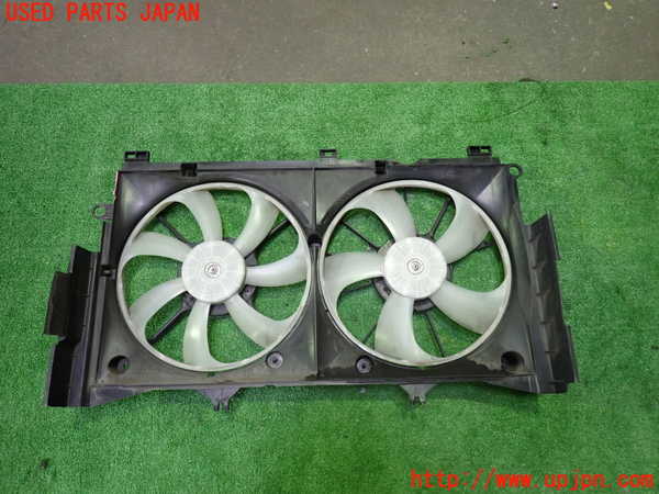 1UPJ-9237396836]ヴォクシーハイブリッド(ノアハイブリッド)(ZWR80G)電動ファン1 中古_2