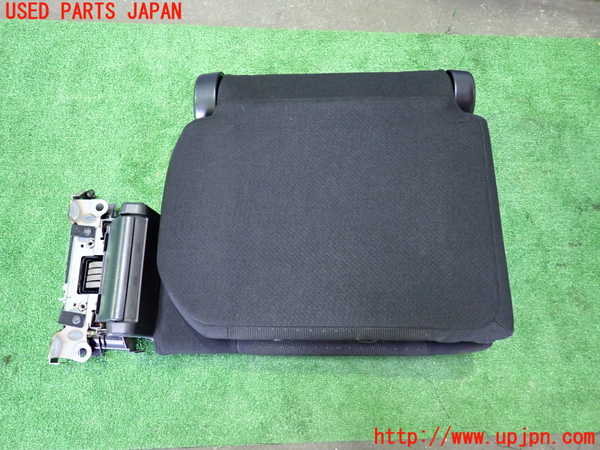 1UPJ-9237397235]ヴォクシーハイブリッド(ノアハイブリッド)(ZWR80G)右3列目シート 中古_4