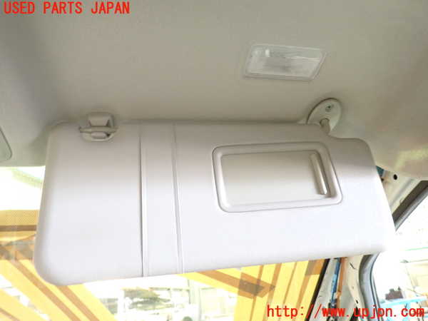 1UPJ-9237397625]ヴォクシーハイブリッド(ノアハイブリッド)(ZWR80G)室内サンバイザー右側 中古_2