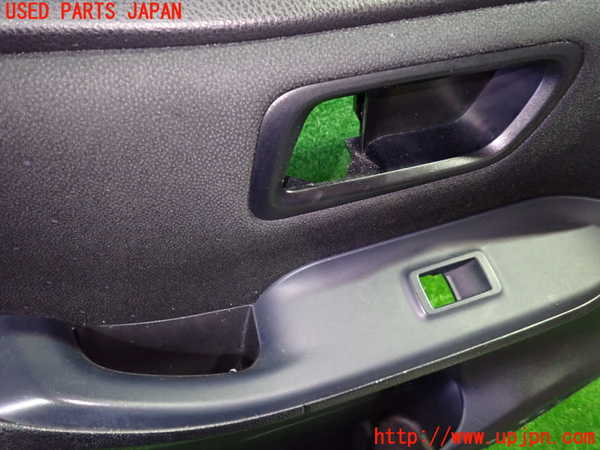 1UPJ-9237391264]ヴォクシーハイブリッド(ノアハイブリッド)(ZWR80G)左前ドア内張り 中古_2