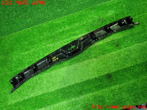 1UPJ-9237397772]ヴォクシーハイブリッド(ノアハイブリッド)(ZWR80G)ラゲッジトレイ2 中古_2