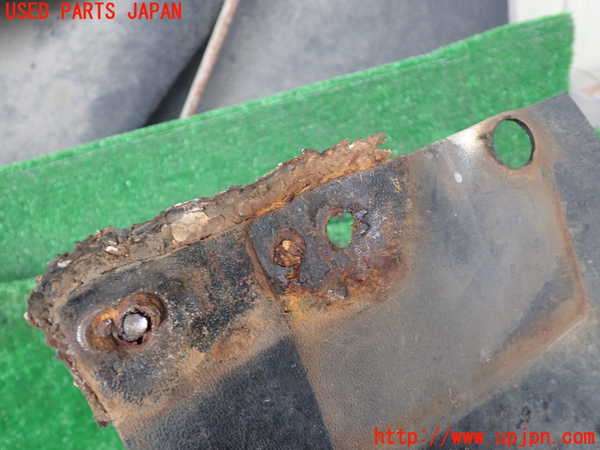 1UPJ-9237401450]三菱ジープ(J36)右フロントマッドガード(泥除け) 中古_2