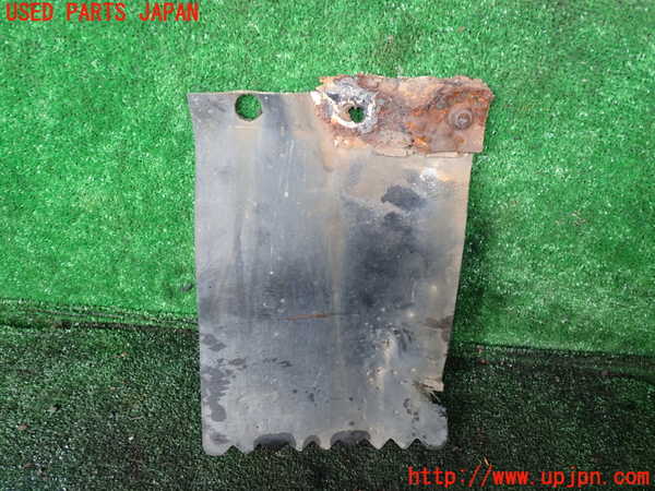 1UPJ-9237401450]三菱ジープ(J36)右フロントマッドガード(泥除け) 中古_4