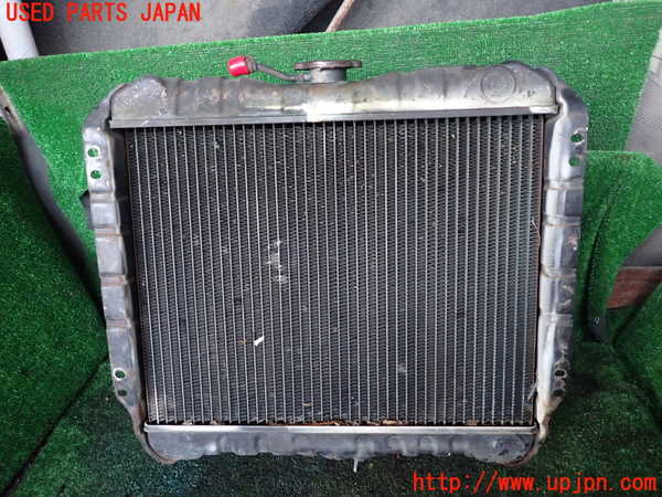 1UPJ-9237402321]三菱ジープ(J36)ラジエーター1 中古_2