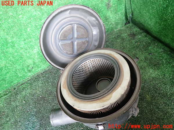 1UPJ-9237402560]三菱ジープ(J36)エアクリーナーボックス 中古_4