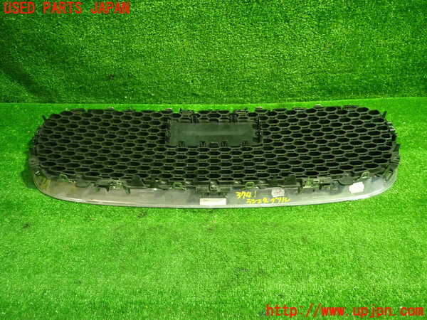 1UPJ-9237411050]ジャガー・XF スポーツブレイク(JBS2XC)ラジエターグリル 中古_3