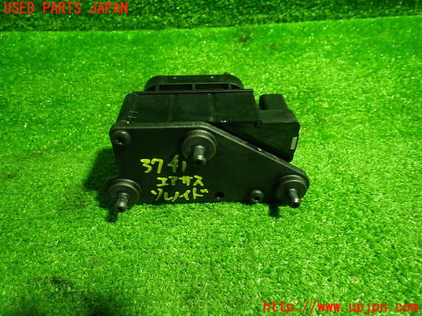 1UPJ-9237415540]ジャガー・XF スポーツブレイク(JBS2XC)エアサスソレノイドバルブ 中古_3