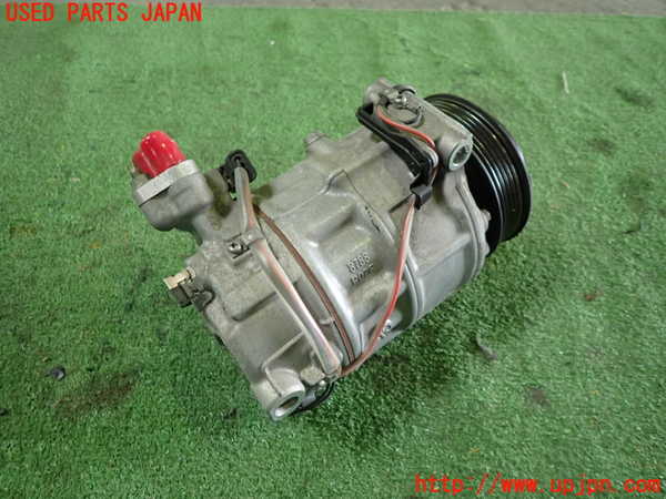 1UPJ-9237416025]ジャガー・XF スポーツブレイク(JBS2XC)エアコンコンプレッサー 中古_4