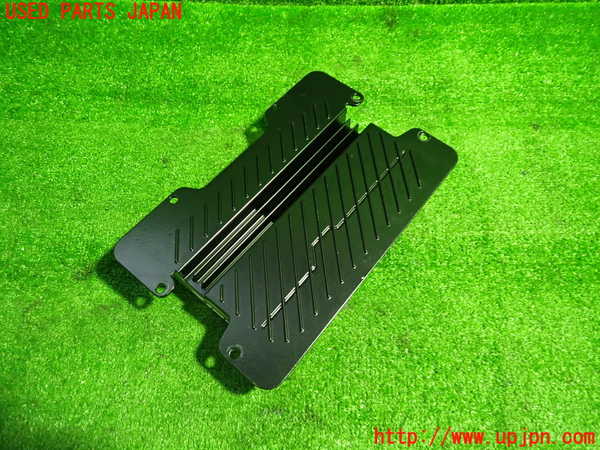 1UPJ-9237416525]ジャガー・XF スポーツブレイク(JBS2XC)アンプ 中古_3