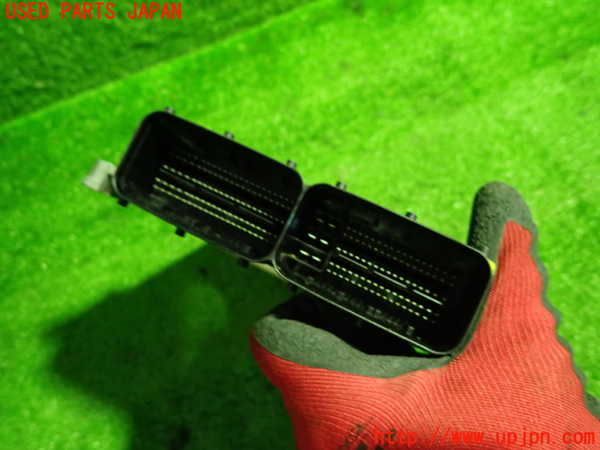 1UPJ-9237416110]ジャガー・XF スポーツブレイク(JBS2XC)エンジンコンピューター 中古_3