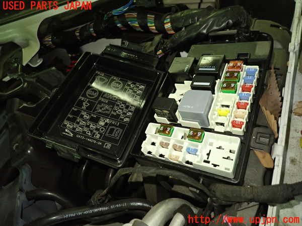 1UPJ-9237416742]ジャガー・XF スポーツブレイク(JBS2XC)ヒューズボックス2 中古_2