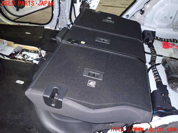 1UPJ-9237417385]ジャガー・XF スポーツブレイク(JBS2XC)リアシート 中古_4