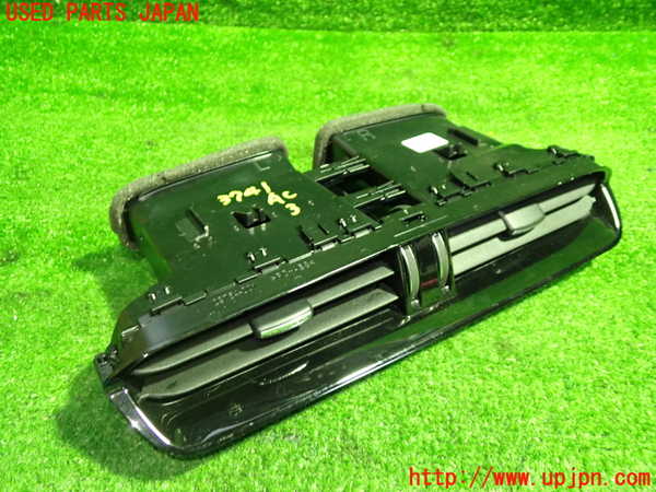 1UPJ-9237417528]ジャガー・XF スポーツブレイク(JBS2XC)エアコン吹き出し口3 (真中) 中古_3