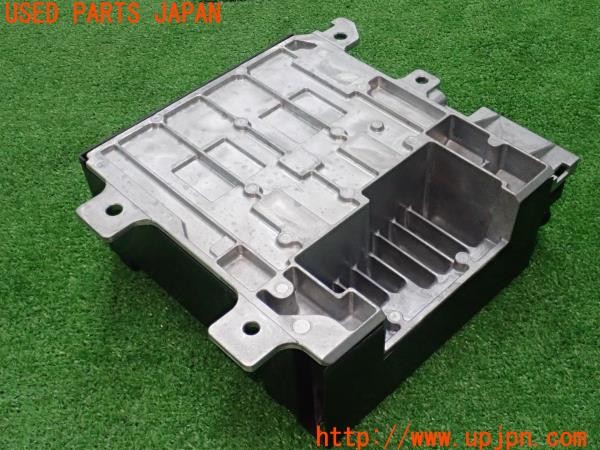 3UPJ=9237420554]ソリオ バンディット HV(MA37S 1型)純正 DENSO 96510-85PB1 ハイブリッド リチウムイオンバッテリー 中古_4