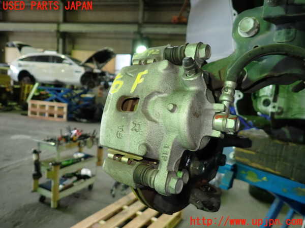 1UPJ-9237424080]ソリオ バンディット(MA37S)右フロントキャリパー 中古_2