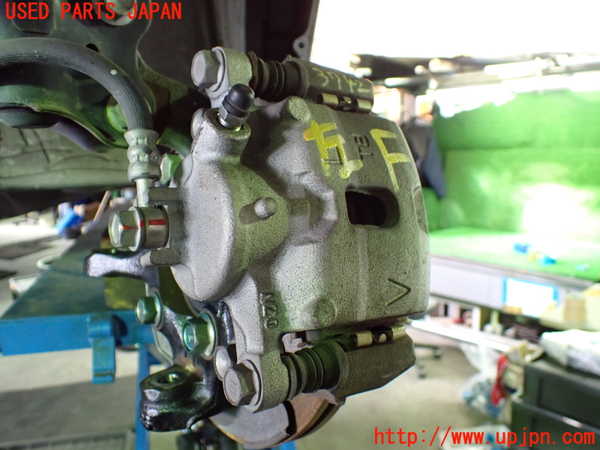 1UPJ-9237424085]ソリオ バンディット(MA37S)左フロントキャリパー 中古_2