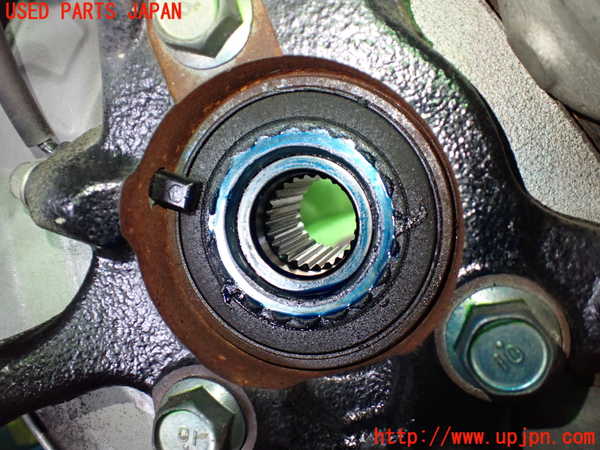 1UPJ-9237424295]ソリオ バンディット(MA37S)左フロントナックルハブ 中古_3