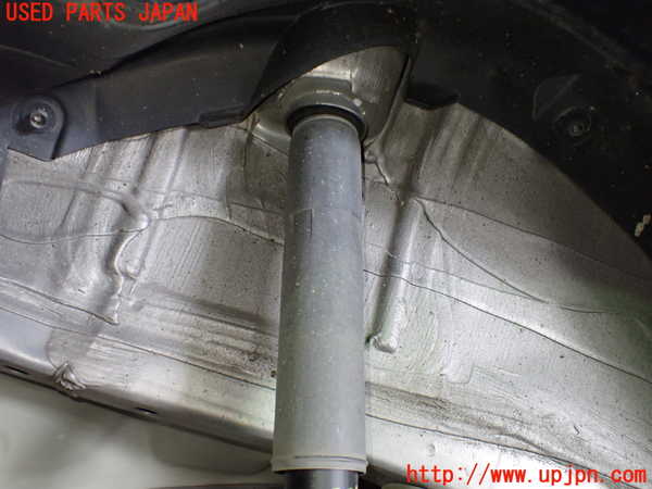 1UPJ-9237425070]ソリオ バンディット(MA37S)右リアショックアブソーバー 中古_3