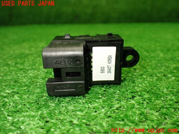 1UPJ-9237426245]ソリオ バンディット(MA37S)左前パワーウィンドウスイッチ 中古_3
