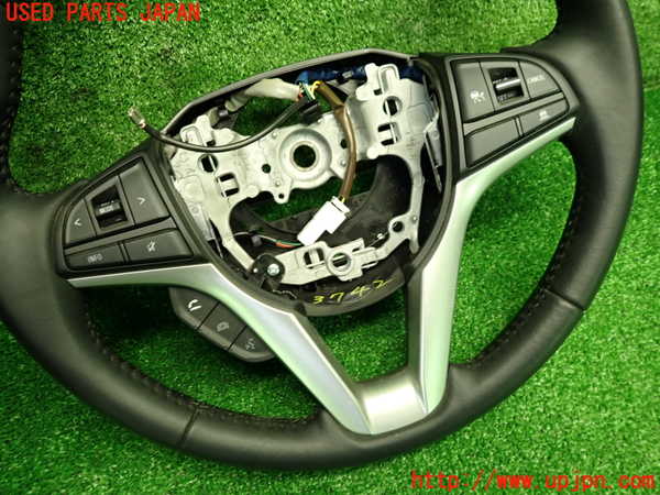 1UPJ-9237427855]ソリオ バンディット(MA37S)ステアリングホイール 中古_2