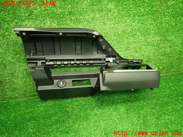 1UPJ-9237427517]ソリオ バンディット(MA37S)グローブボックス2 中古_3